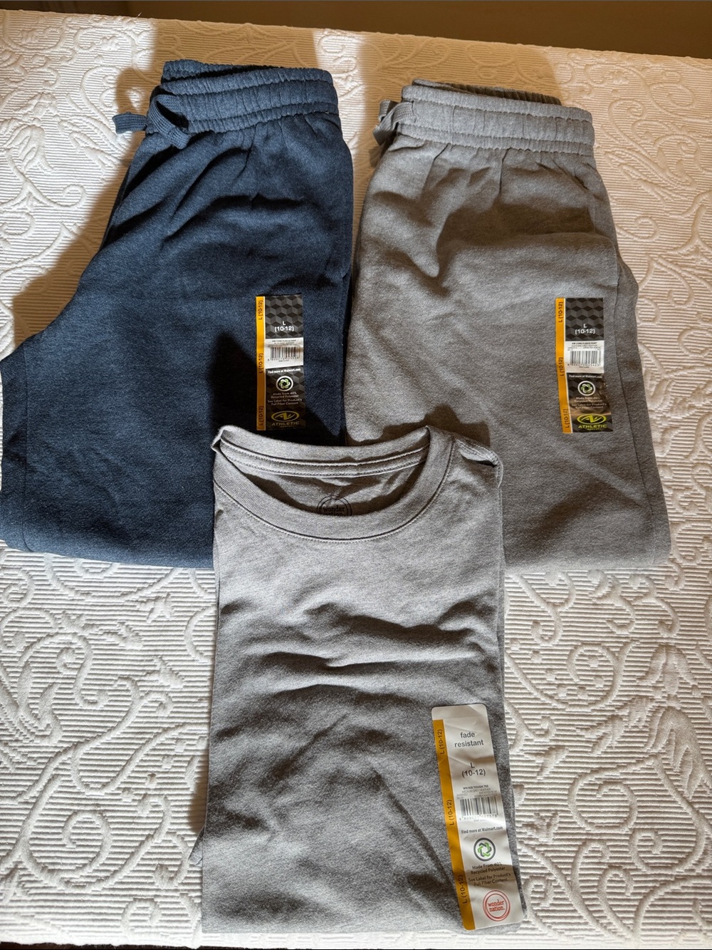 wonder nation Boys Jogger Pants Set -  2-joggers and 1-Tee NEW 10-12 Boys